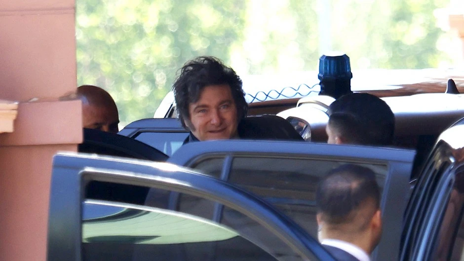 Milei no quiere pelearse con Messi y por eso evita escalar la pelea con Tapia