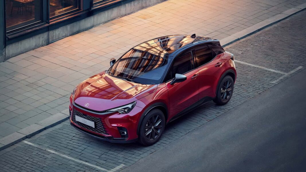 Lexus LBX Vibrant Edition