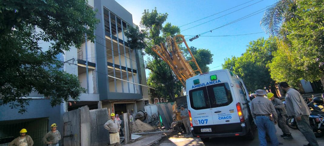 Resistencia Obrero en grave estado tras caer de un tercer piso