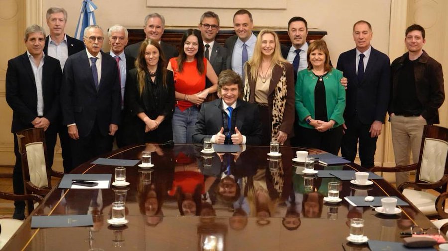 Tras dos años de congelamiento, el Gobierno prepara un aumento de sueldo para los funcionarios