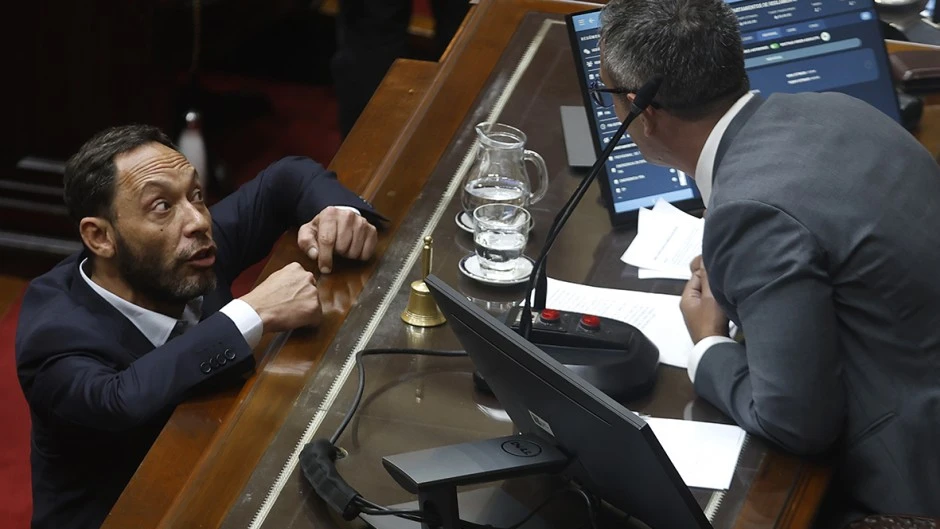 La oposición exige a Menem y Villarruel que conformen la bicameral de Inteligencia por la reforma de la Side